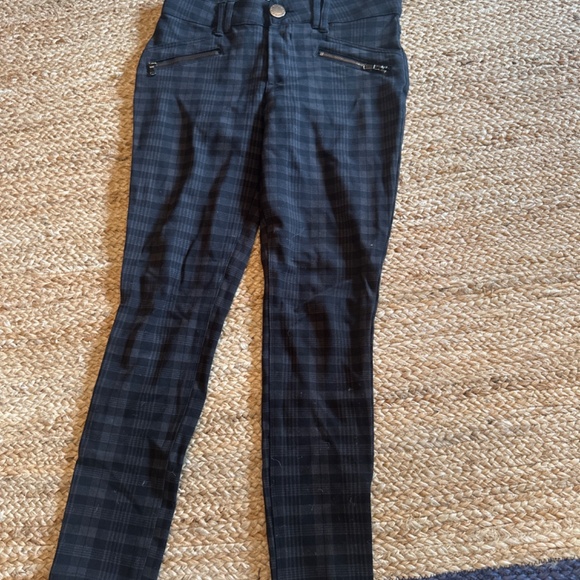 Plaid stretchy pant - Picture 2 of 4